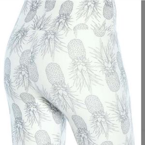 Pineapple Print white & gray leggings